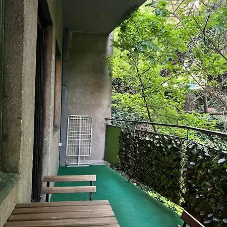 公寓 Newberry With Balcony